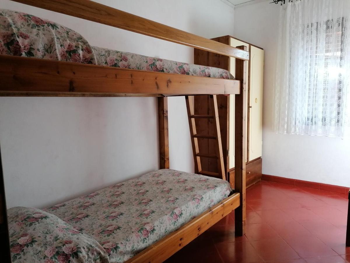 Stanais Villa ตอร์โตลี ภายนอก รูปภาพ