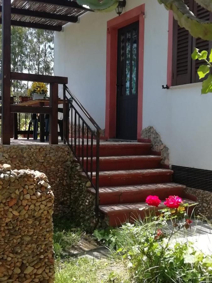 Stanais Villa ตอร์โตลี ภายนอก รูปภาพ
