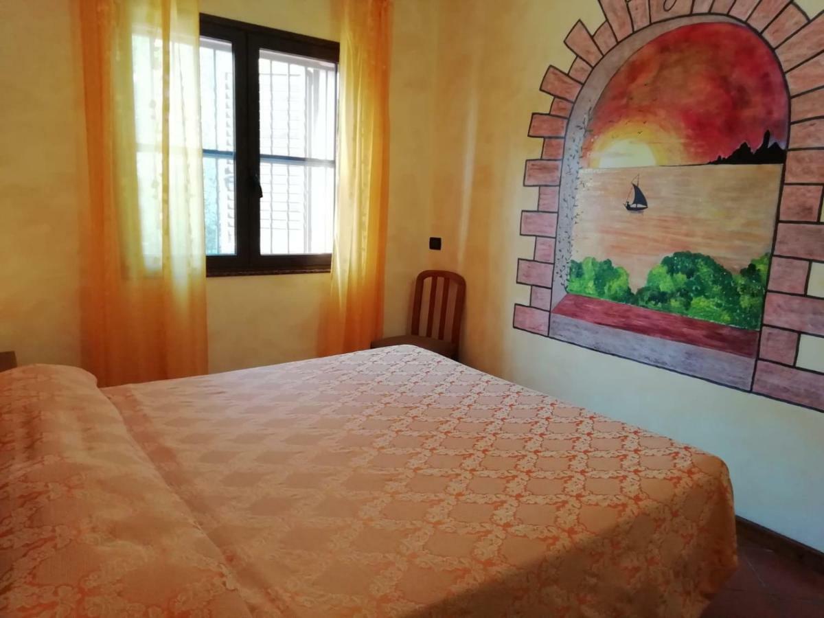Stanais Villa ตอร์โตลี ภายนอก รูปภาพ